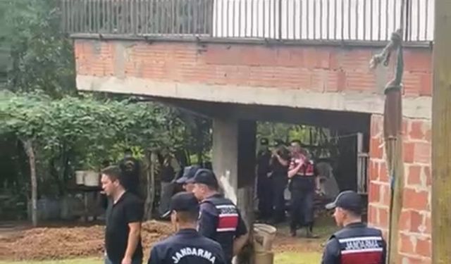 2 kardeşi tabancayla öldürdü