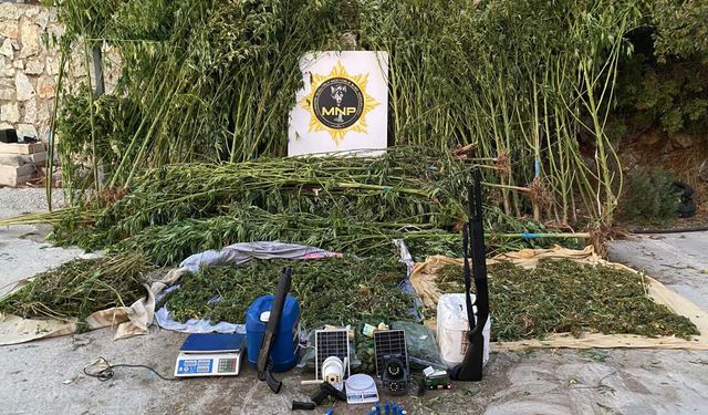 20 kilo uyuşturucuyla 3 şüpheli yakalandı