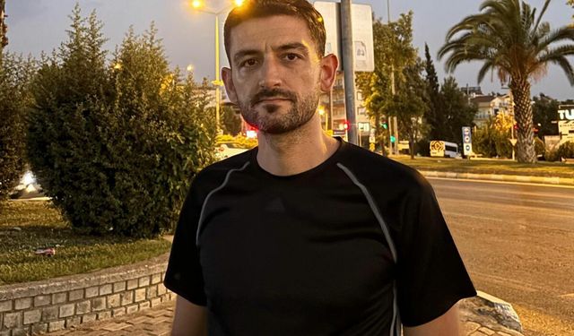 700 liralık oyuncak çaldı, 10 liralık alışveriş yaptı