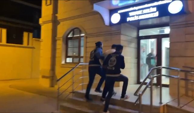 Arnavutköy'de Kişiye Taşla Saldıran Kişi Yakalandı