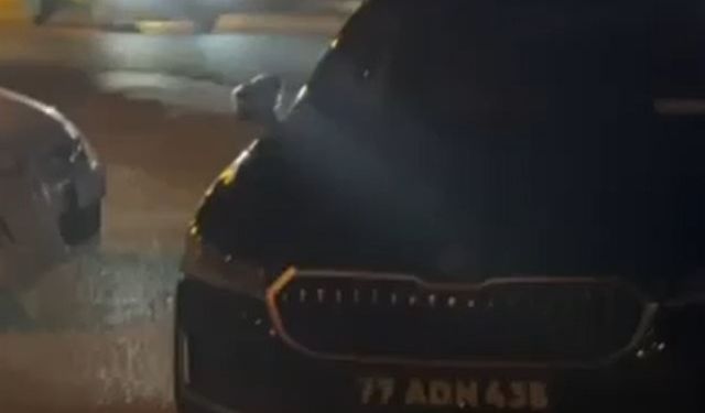 Başkanın aracına çarpan otomobil kazaya neden oldu