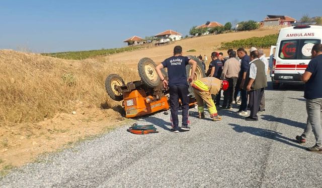 Devrilen traktörün sürücüsü hayatını kaybetti