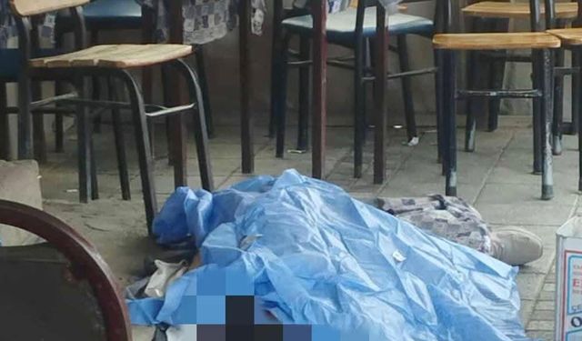 Edirne'de Baba-oğul Kıraathanede Adam Vurdu