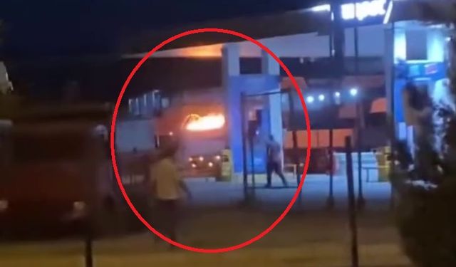 Elazığ'da kamyoneti alevler sardı