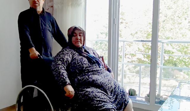 Hastalığı yüzünden 3 yıldır evden çıkamıyordu tekerlekli sandalye umudu oldu