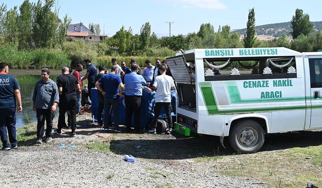 Kırıkkale'de ırmağa düşen arkadaşıyla birlikte boğuldular