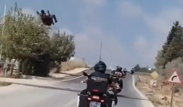 Mersin'de iki paraşüt kazası birden