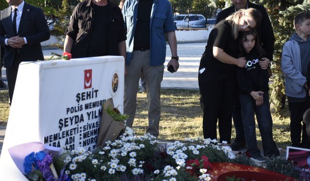 Şehit Polis Şeyda Yılmaz, Mezarı Başında Anıldı