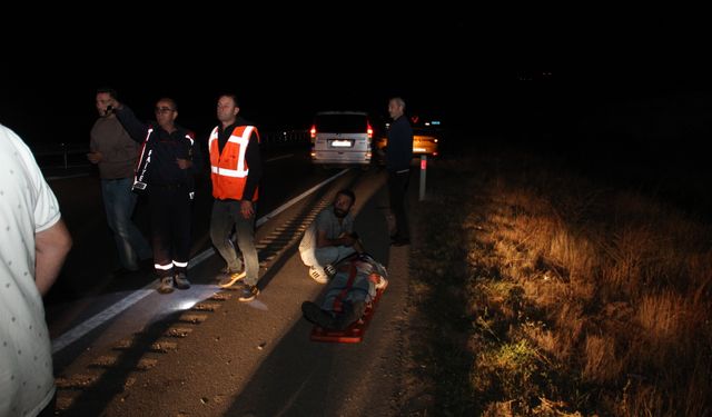 Sivas'ta 2 Otomobil ve 1 Traktör Kaza Yaptı