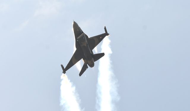 SoloTürk'ten Sivas'ta nefesleri kesen gösteri