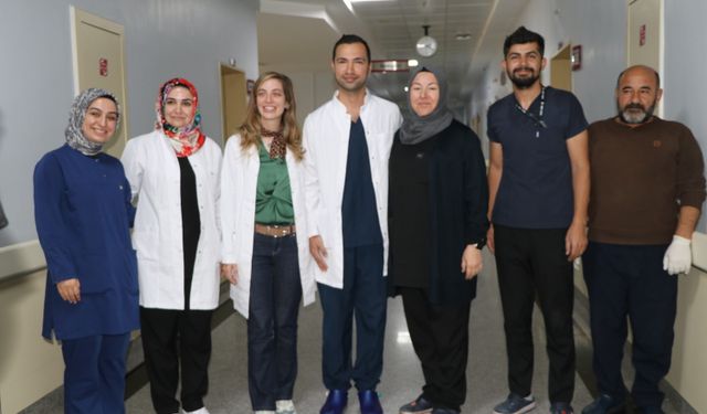 Yüz felciyle mücadelede mutlu son