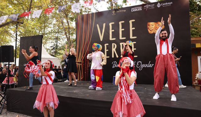 Çankaya tiyatro sezonuna merhaba dedi