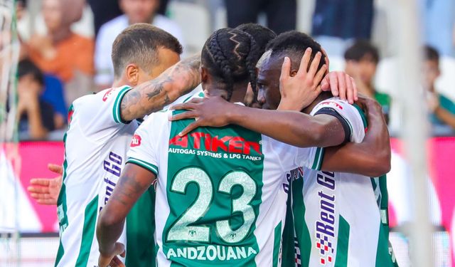 Konyaspor 10 Kişiyle Kazandı