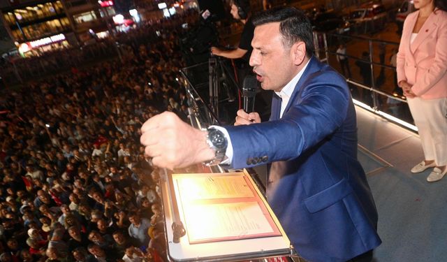 "Bir tarafta bir avuç oligark bir tarafta halk var"