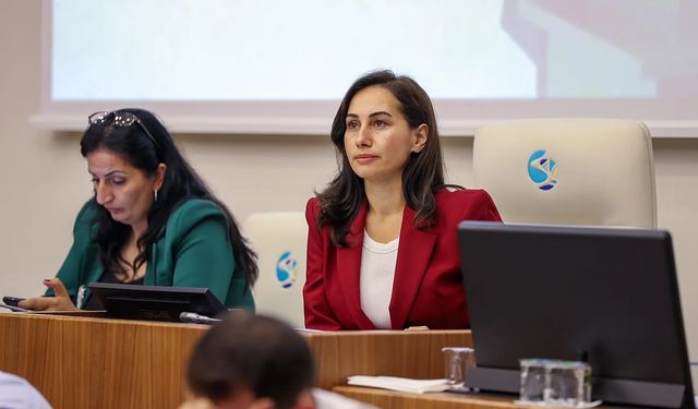 CHP'den bir isim daha AK Parti'ye katıldı