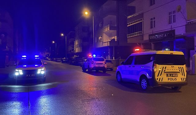 Kayseri'de tüfekle vurulan kişi ağır yaralandı
