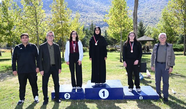 Üniversite öğrencilerine oryantiring