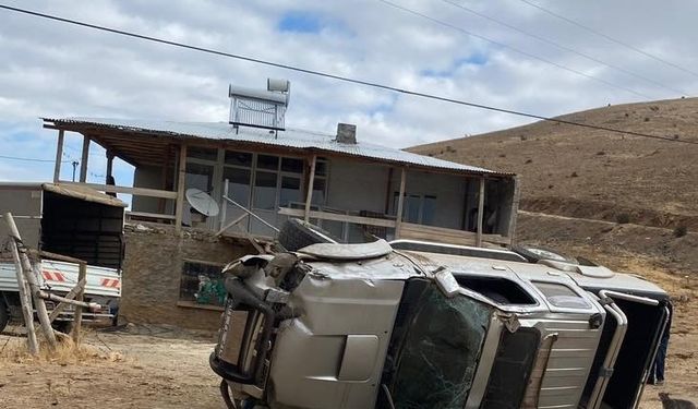 Adana Tufanbeyli’de Feci Kaza: Kamyonet Takla Attı, 1 Ölü 1 Yaralı