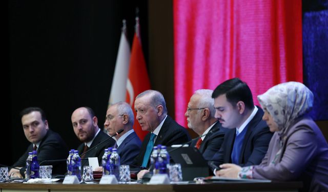 AK Parti'de MKYK Toplantısı Başladı