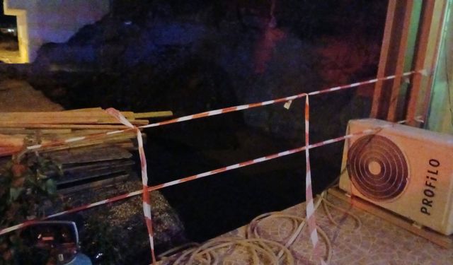 Antalya'da toprak kayması