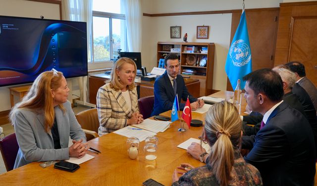 Bakan Kurum, UNECE İcra Direktörü Tatiana Molcean ile bir araya geldi