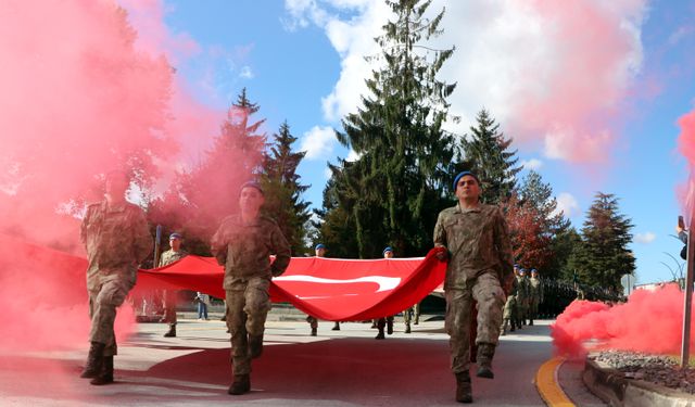 Bolu'da Komandolardan 29 Ekim Marşları