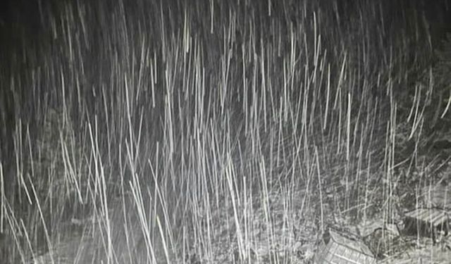 Bolu'da yaylalar beyaza büründü