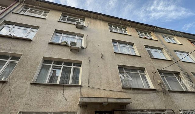 Çıkan yangında kadına ait cansız beden bulundu