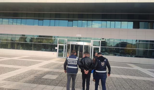 Dedesinin evini soyan torun tutuklandı