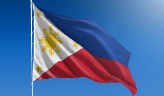 Filipinler'de Uçak Düştü