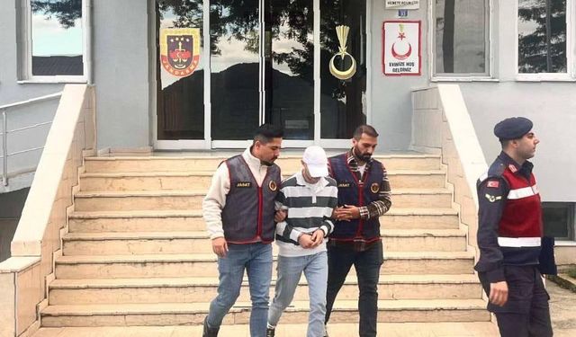 Girdiği evden 140 kilo fındık çaldı