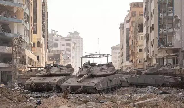 İsrail Ordusundan Refah'a Saldırı