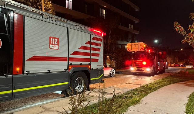 İzmir'de apartman dairesinde yangın çıktı