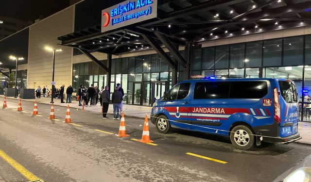 İzmir'de iki grup arasında silahlı kavga