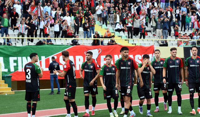 Karşıyaka Liderliği Kaptırdı