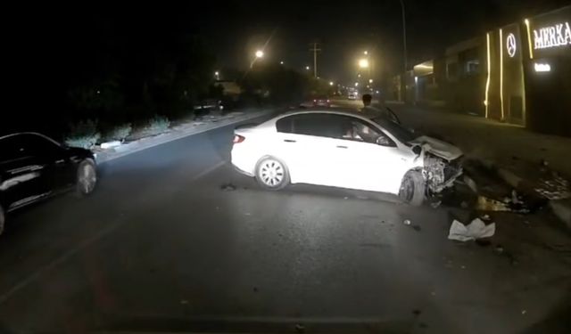 Kendisini sıkıştırdığı aracın çarptığı motosikletli öldü