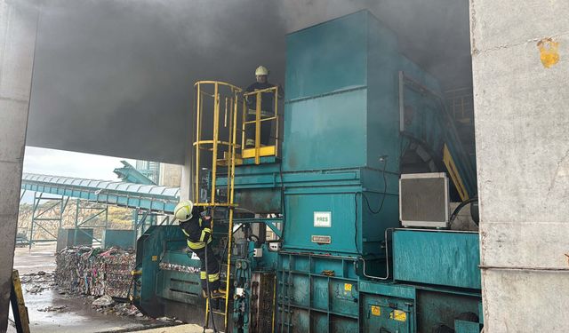 Milas'ta Atık Tesisinde Patlama