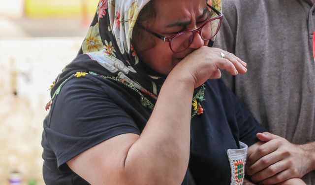 Otomobili üzerine sürdüğü motosikletinin ölümüne sebep oldu