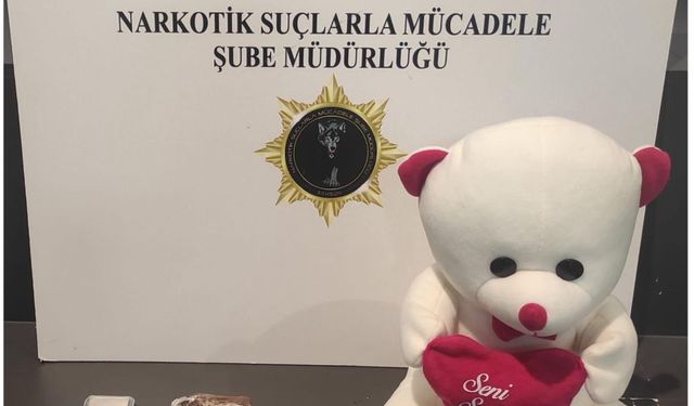 Oyuncak Ayıda Uyuşturucu Gizlemişler