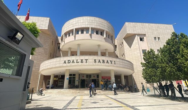 Şanlıurfa'da temizlik görevlisi öğrencinin yüzünde sigara söndürdü