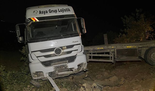 Şırnak'taki TIR kazasında sürücü hayatını kaybetti
