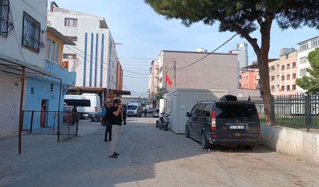 Sokakta karşılaştığı eski eşi tarafından bıçaklanan Gülben hayatını kaybetti