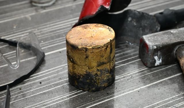 Takside kilolarca kaçak altın ele geçirildi