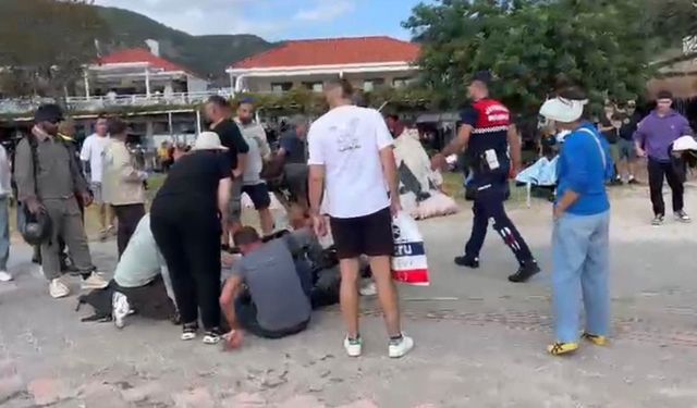 Yamaç paraşütleri havada çarpıştı