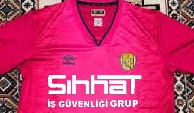 Ankaragücü'nden Kadın Taraftarlara Forma