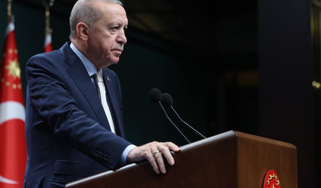 Kabine değişikliği sonrası gözler AK Parti’de: Erdoğan’dan önemli mesajlar