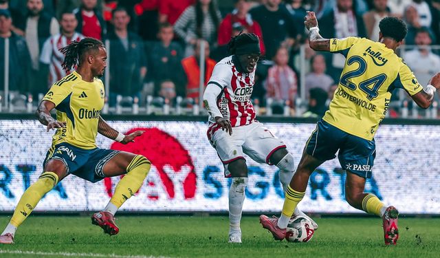 Fenerbahçe Samsunspor önünde puanı zor kurtardı