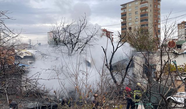 Kayseri'de müstakil evde korkutan yangın