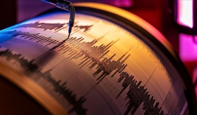 Meksika'da 5,6 büyüklüğünde deprem