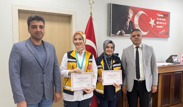 112 Personelinin Telefonda Yönlendirmesi ile Eşine Doğurttu